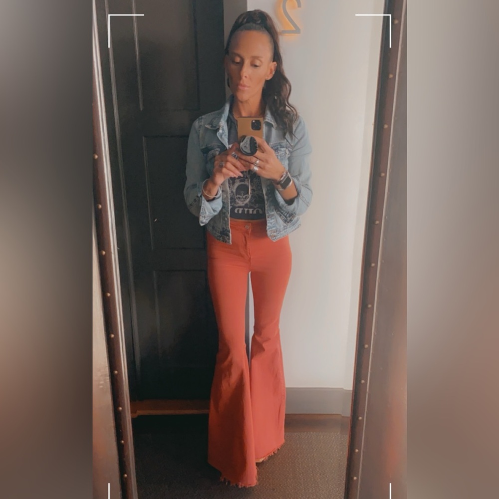 Meet your Posher, Kristen - Picture 15 of 16